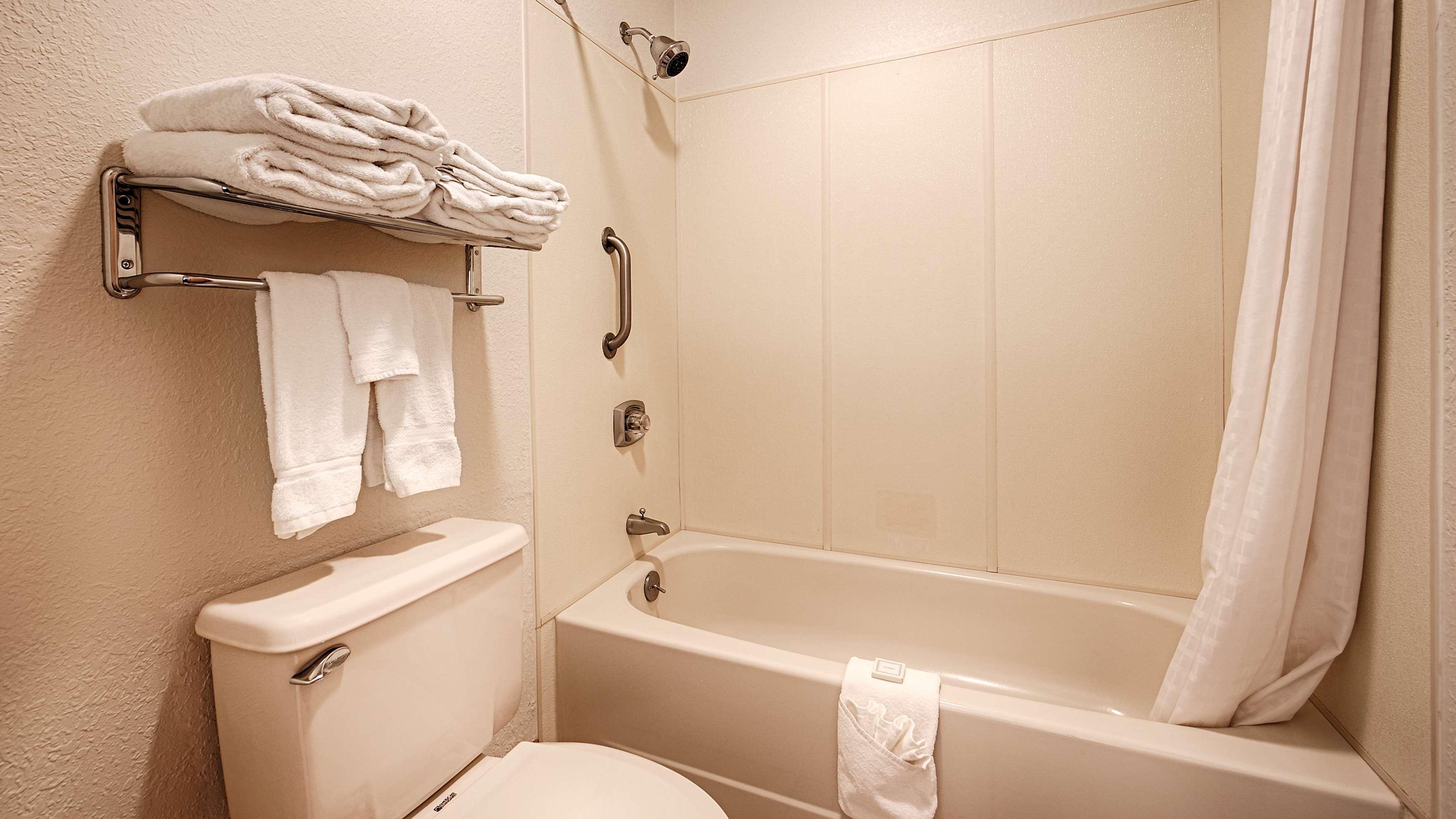 סולדוטנה Best Western King Salmon Inn מראה חיצוני תמונה